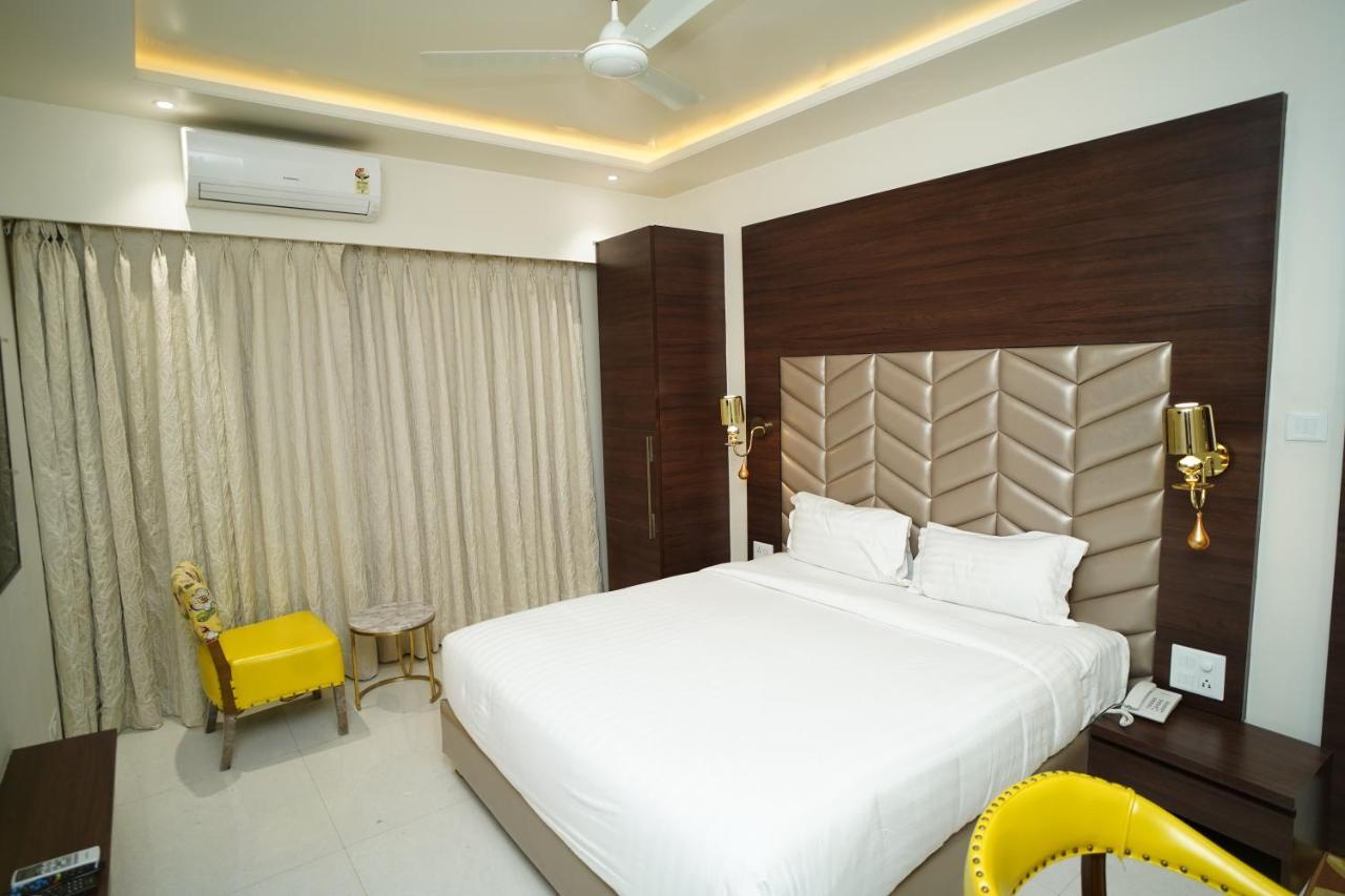 Orange Tree Hotels Нагпур Екстериор снимка