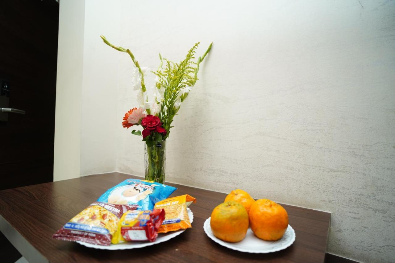 Orange Tree Hotels Нагпур Екстериор снимка